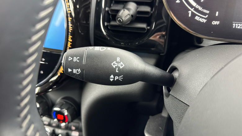 MINI Hatchback 1.5 Cooper Sport 5dr Auto Petrol Hatchback